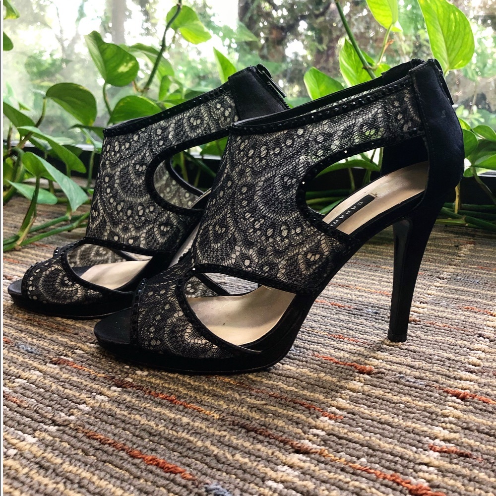 CAPARROS Black Lace Heels, Sz 7B